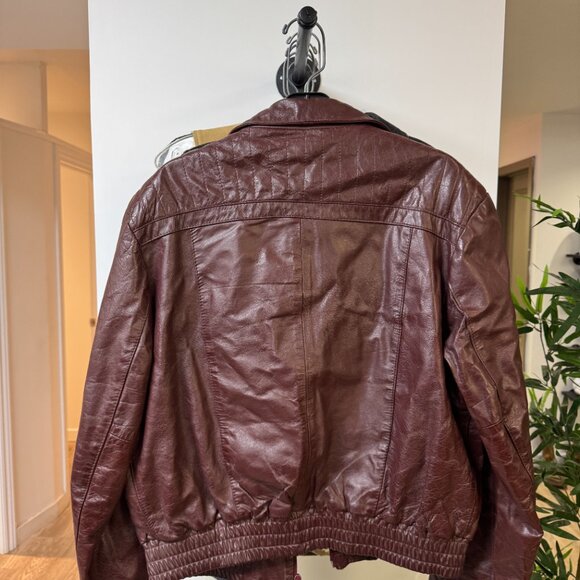 leather jacket - Picture 3 of 3